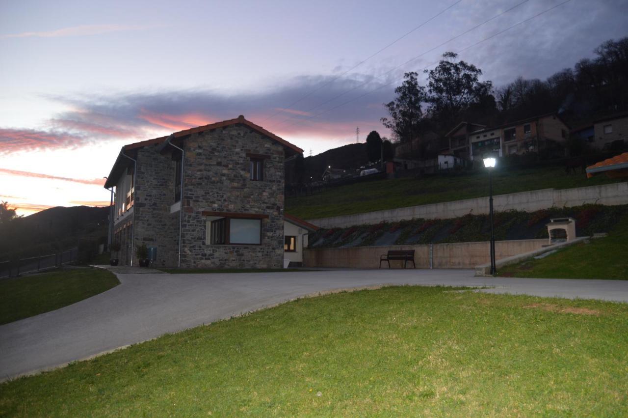 Apartamentos Rurales Penon Blanco Penerudes Eksteriør bilde